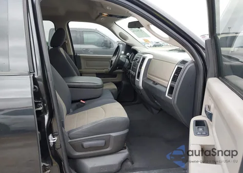 2010 Dodge Ram 1500 Slt/Sport/Trx z USA, uszkodzony, nr VIN 1D7RB1GPXAS127571